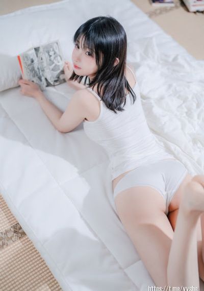 亚洲精品在线视频