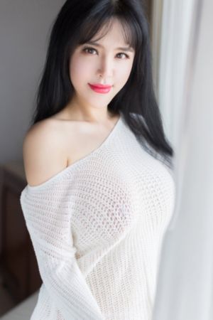 男人边吃奶摸下的激烈视频