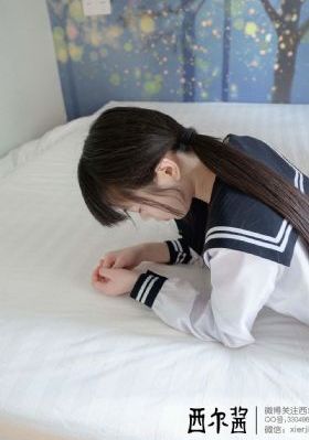 《美丽教师》