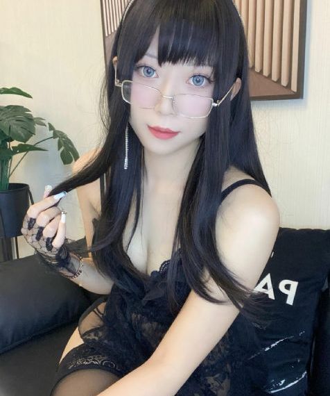 清纯校花沦为胯下玩物